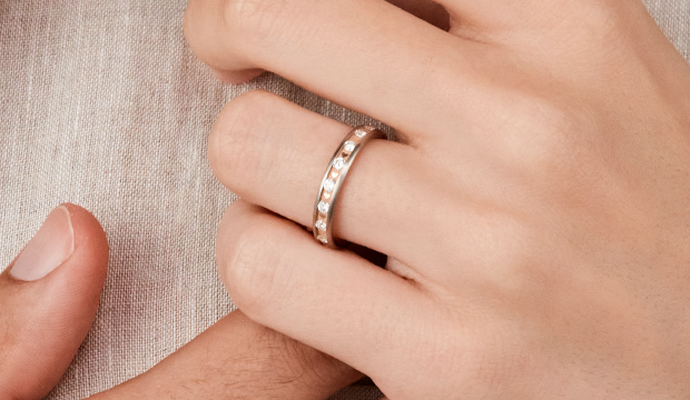 Bicolor Eheringe & zweifarbige Trauringe | acredo